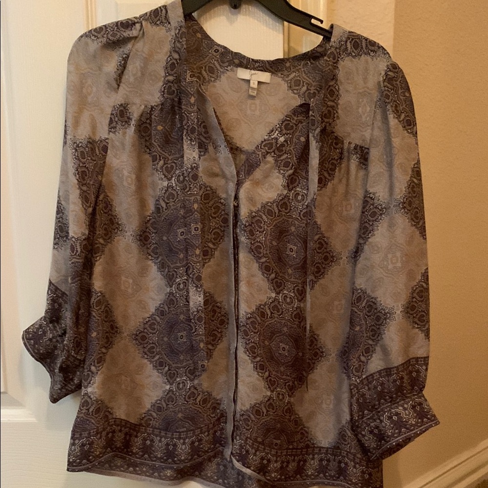 Joie Gray and Cream Patterned Blouse